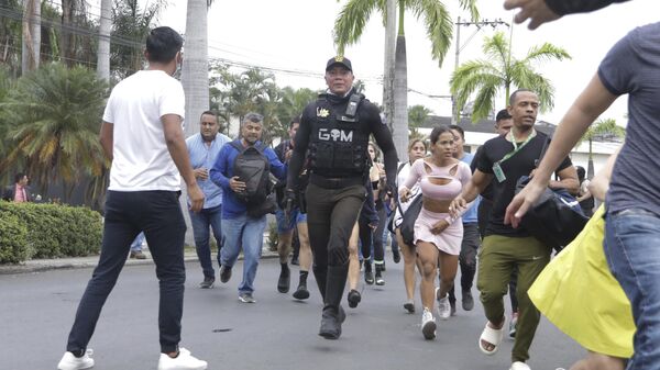В Эквадоре с января задержали более десяти тысяч человек